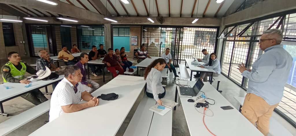 Comunidad de la vereda Puente Iglesias en Fredonia
